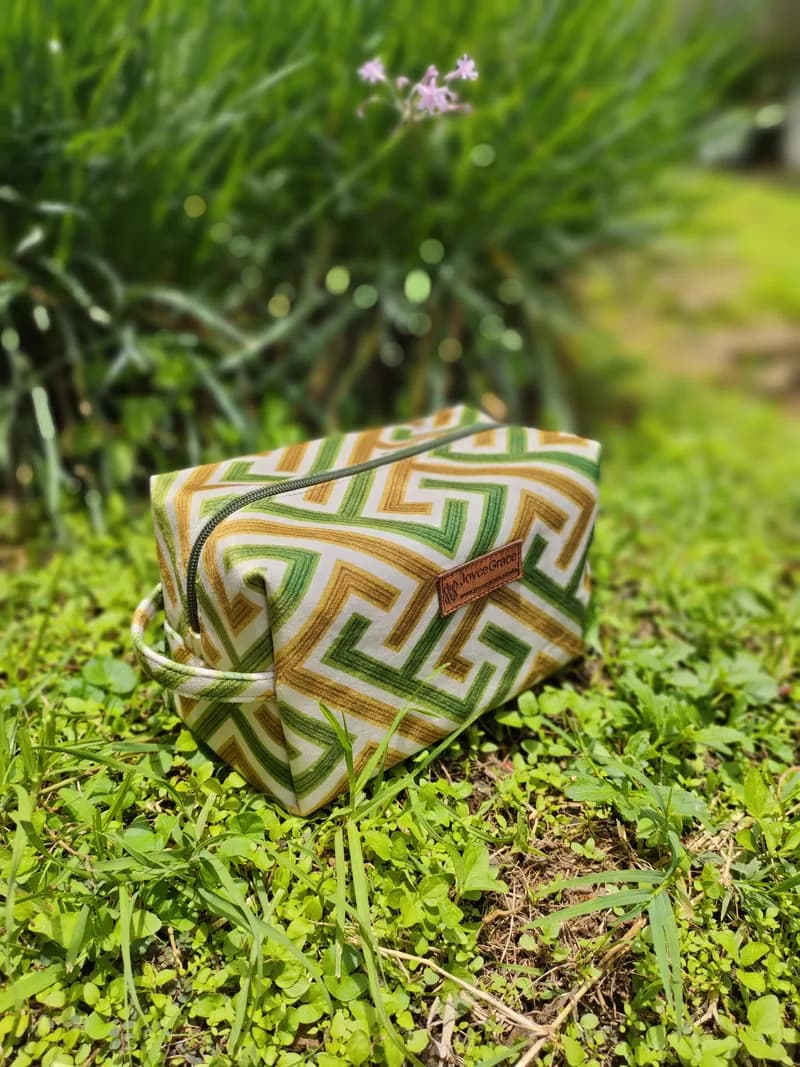 Tomoyo Washbag